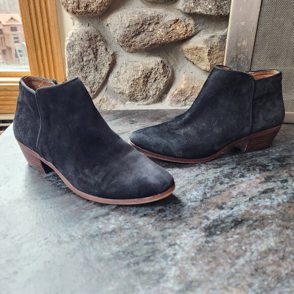 Sam Edelman Black Suede Petty Ankle Bootie Size 8M - Picture 1 of 14